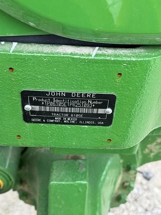 Image of John Deere 6105E equipment image 1