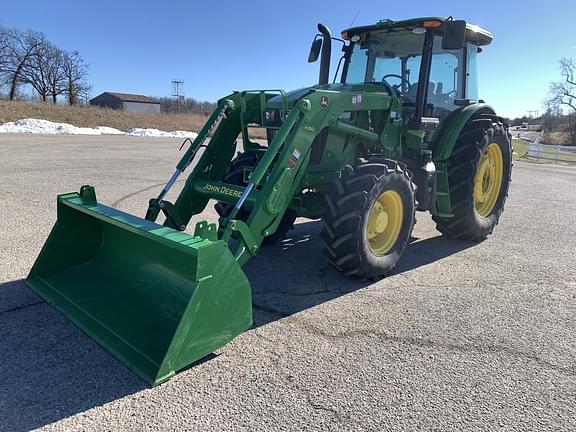 Image of John Deere 6105E equipment image 4