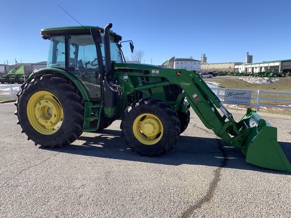 Main image John Deere 6105E