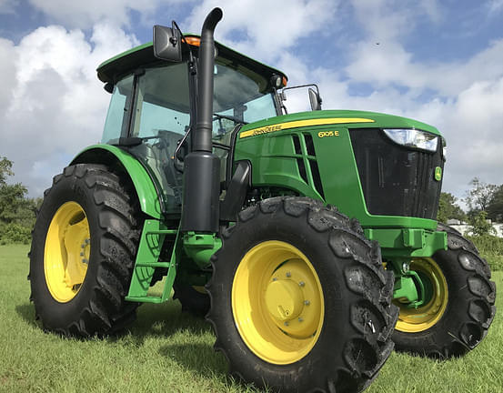 Image of John Deere 6105E Primary image