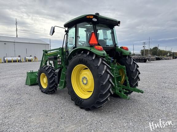 Image of John Deere 6105E equipment image 3