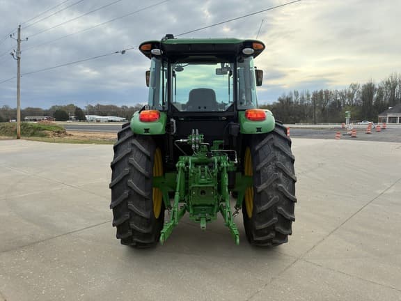 Image of John Deere 6105E equipment image 4