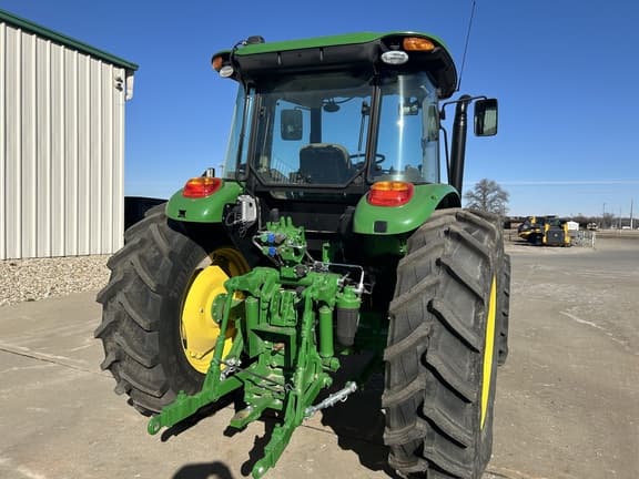 Image of John Deere 6105E equipment image 2