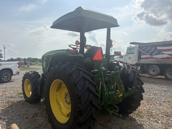 Image of John Deere 6105E equipment image 2