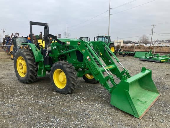 Image of John Deere 6105E equipment image 1