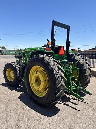 Image of John Deere 6105E equipment image 2