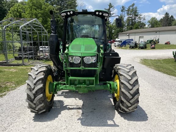 Image of John Deere 6110M equipment image 1