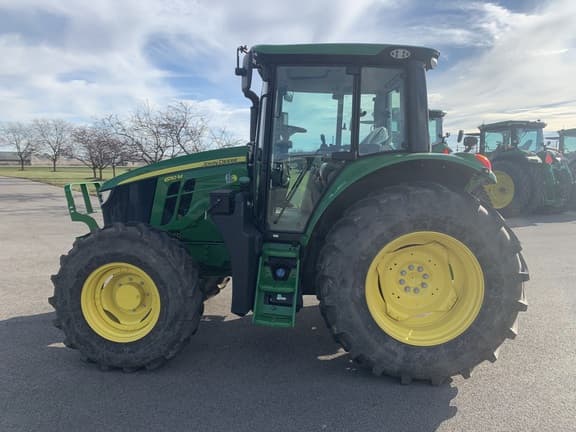 Image of John Deere 6110M equipment image 2