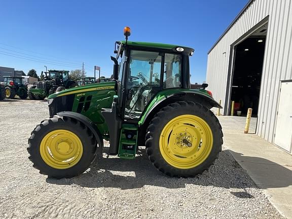 Image of John Deere 6110M equipment image 1