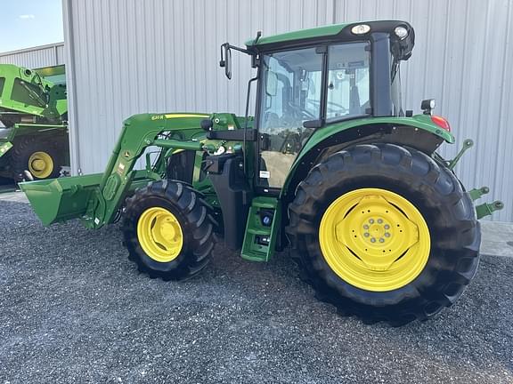 Image of John Deere 6110M equipment image 3