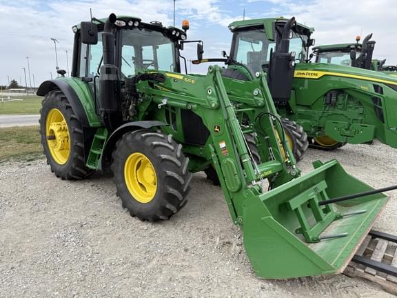 Image of John Deere 6110M equipment image 3