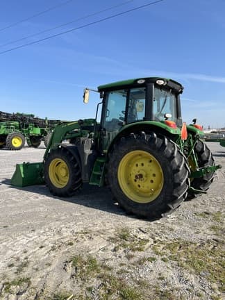 Image of John Deere 6110M equipment image 1