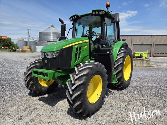 2023 John Deere 6110M Equipment Image0