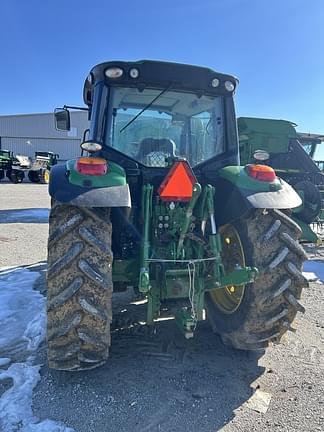 Image of John Deere 6110M equipment image 3