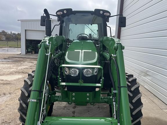 Image of John Deere 6110M equipment image 4