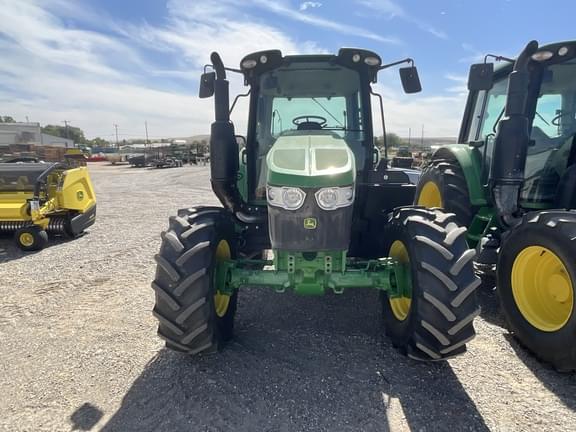 Image of John Deere 6110M equipment image 2