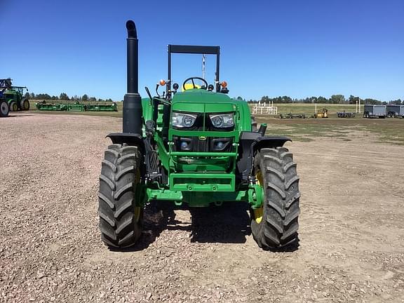 Image of John Deere 6110M equipment image 1