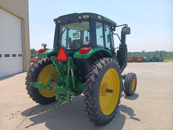 Image of John Deere 6110M equipment image 1