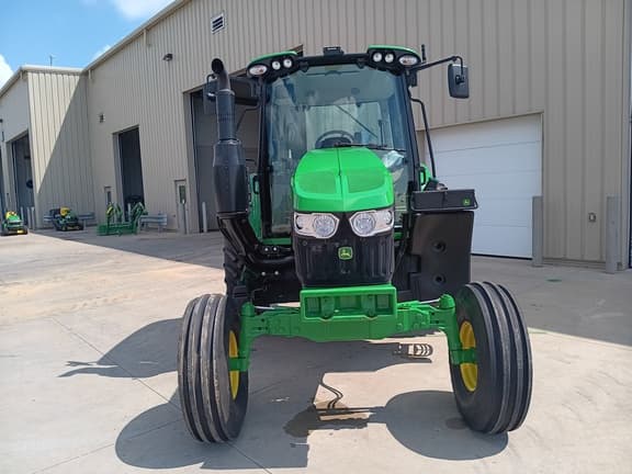 Image of John Deere 6110M equipment image 3