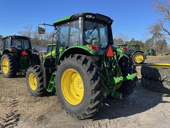 Image of John Deere 6110M equipment image 4