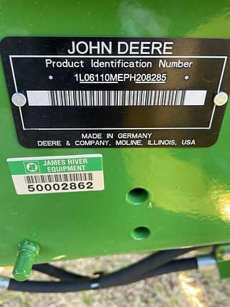 Image of John Deere 6110M equipment image 1