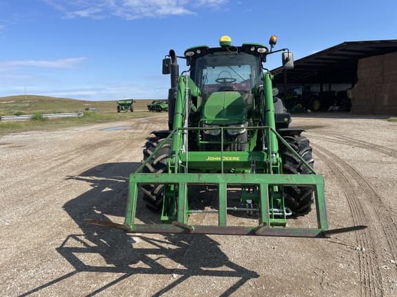 Image of John Deere 6110M equipment image 1