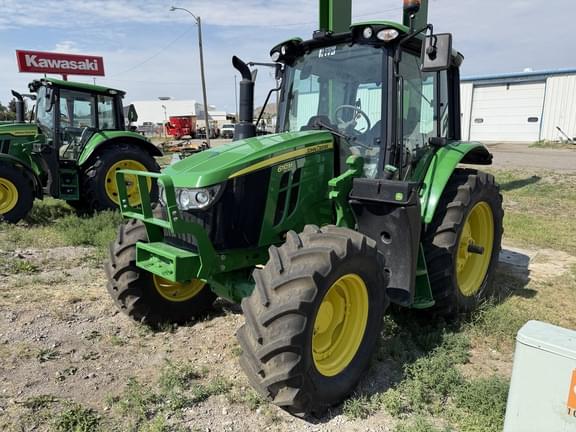 Image of John Deere 6110M equipment image 1