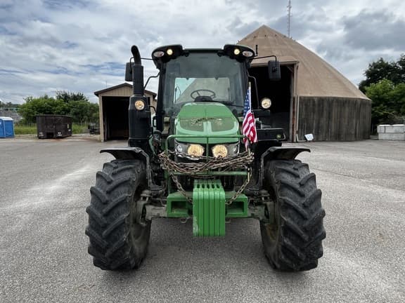 Image of John Deere 6110M equipment image 2