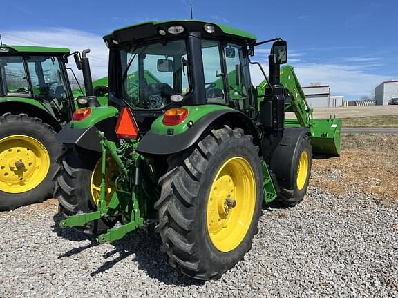 Image of John Deere 6110M equipment image 3