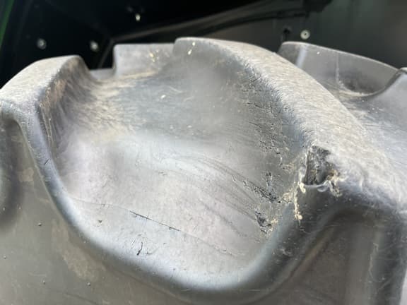 Image of John Deere 6110M equipment image 1