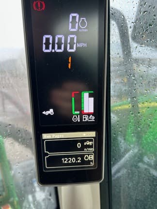 Image of John Deere 6110M Image 1