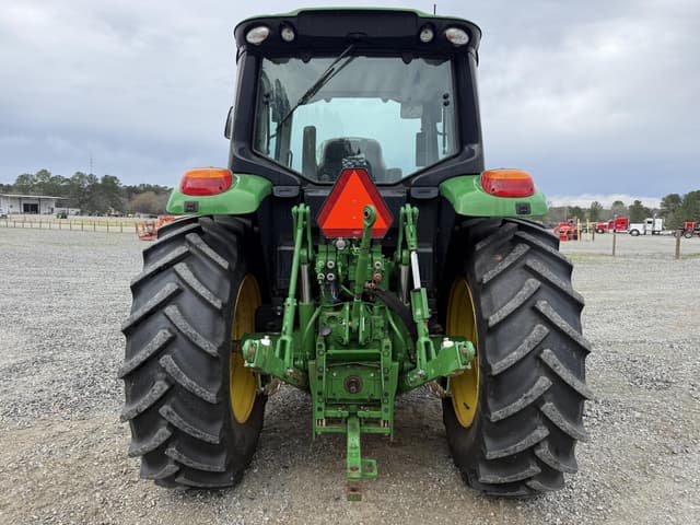 Image of John Deere 6110M equipment image 4