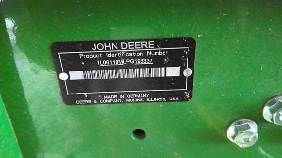Image of John Deere 6110M equipment image 2