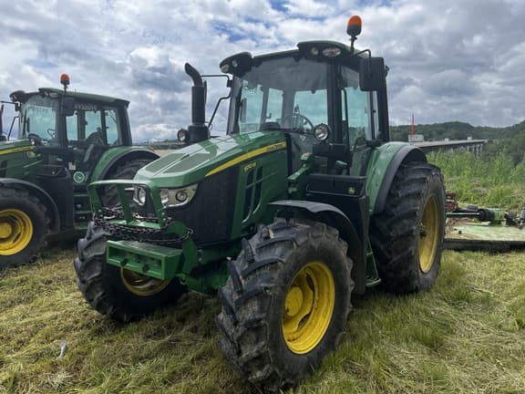 Image of John Deere 6110M equipment image 2