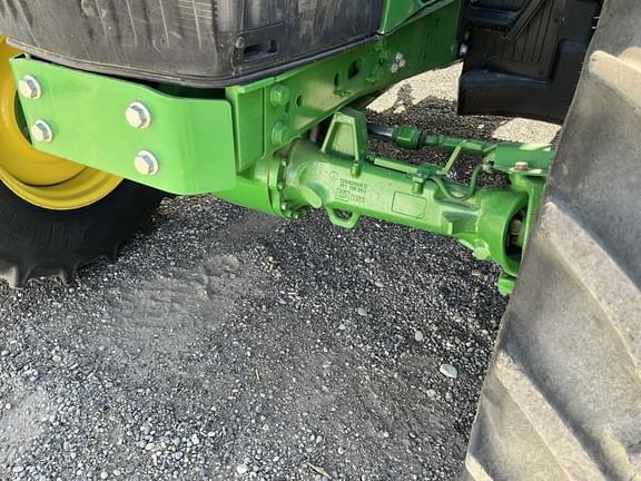Image of John Deere 6110M equipment image 4