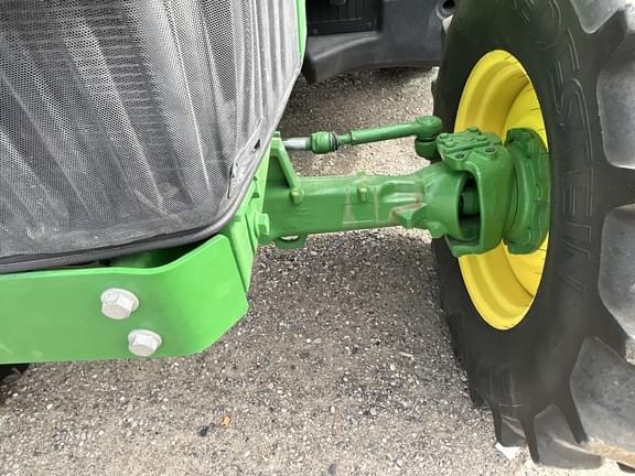 Image of John Deere 6110M equipment image 3