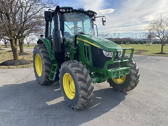 Image of John Deere 6110M equipment image 1