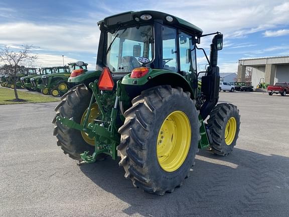 Image of John Deere 6110M equipment image 2