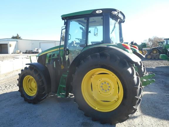 Image of John Deere 6110M equipment image 1