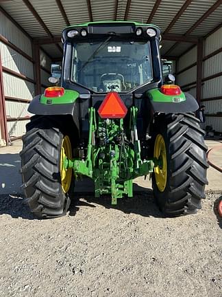 Image of John Deere 6110M equipment image 4