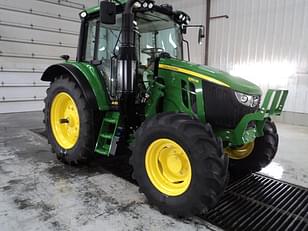 Main image John Deere 6110M 1