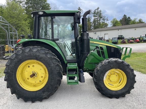 Image of John Deere 6110M equipment image 2