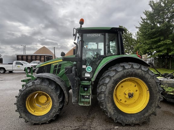 2023 John Deere 6110M Equipment Image0