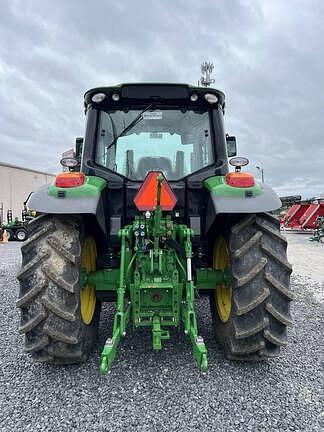 Image of John Deere 6110M equipment image 2