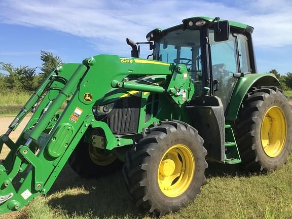 Image of John Deere 6110M equipment image 4