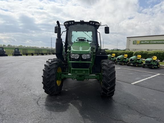 Image of John Deere 6110M equipment image 2