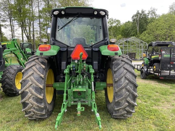 Image of John Deere 6110M equipment image 2