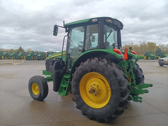 Image of John Deere 6110M equipment image 4