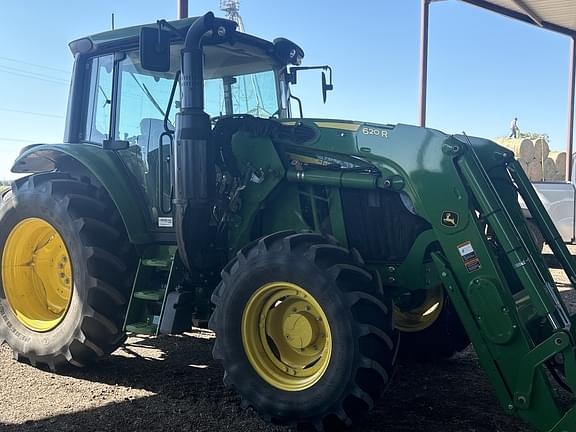 Image of John Deere 6110M equipment image 4