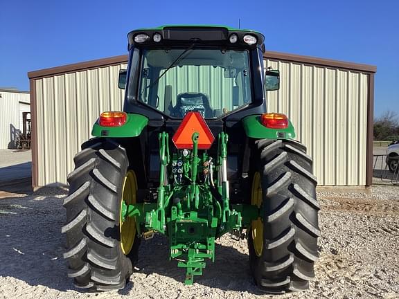 Image of John Deere 6110M equipment image 4